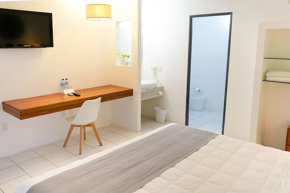****  Tryp By Wyndham Chetumal Hotel Mexico