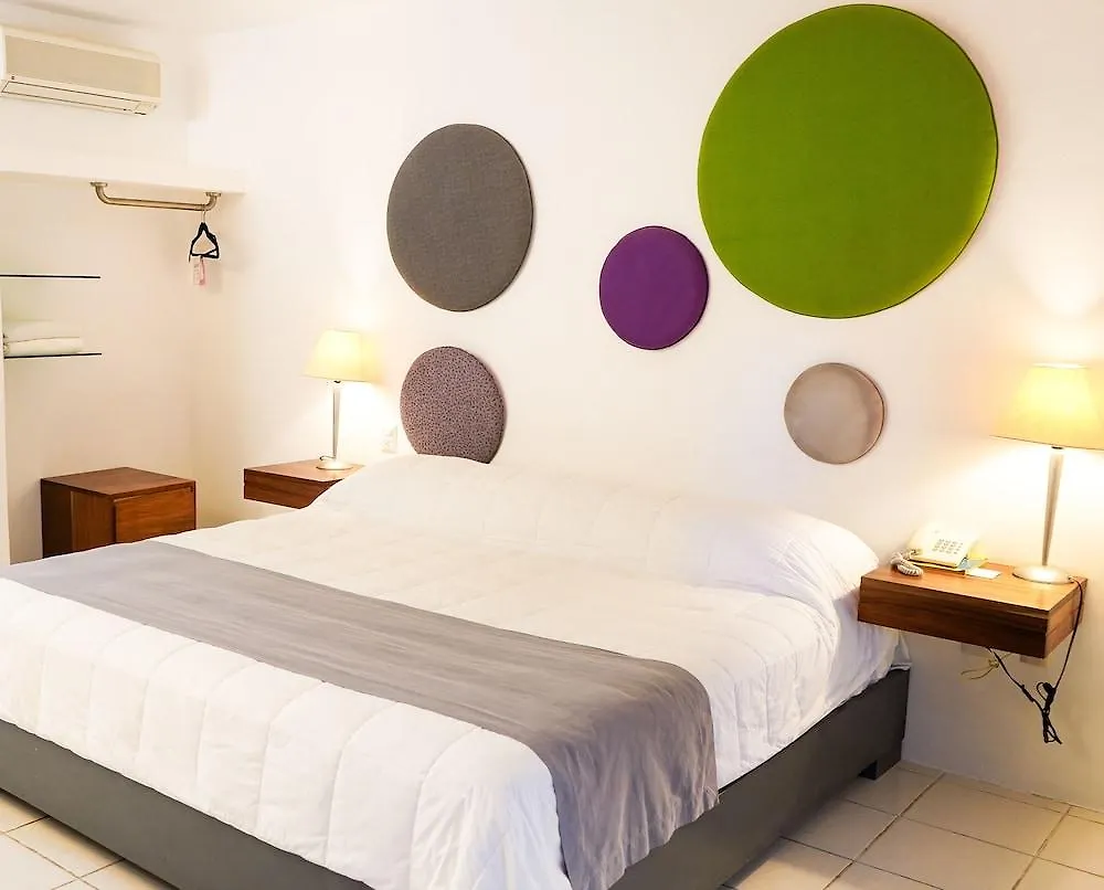Tryp By Wyndham Chetumal Hotel 4*,