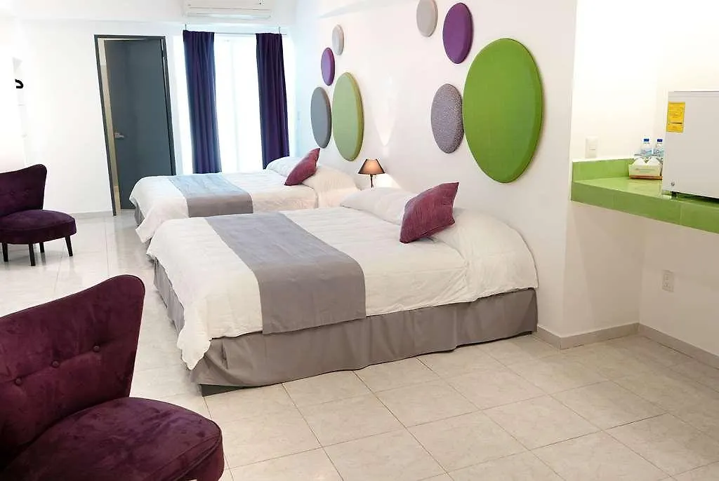 ****  Tryp By Wyndham Chetumal Hotel Mexico