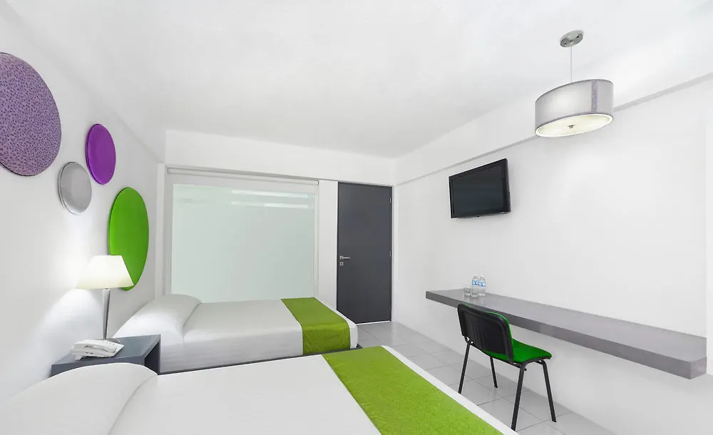****  Tryp By Wyndham Chetumal Hotel Mexico